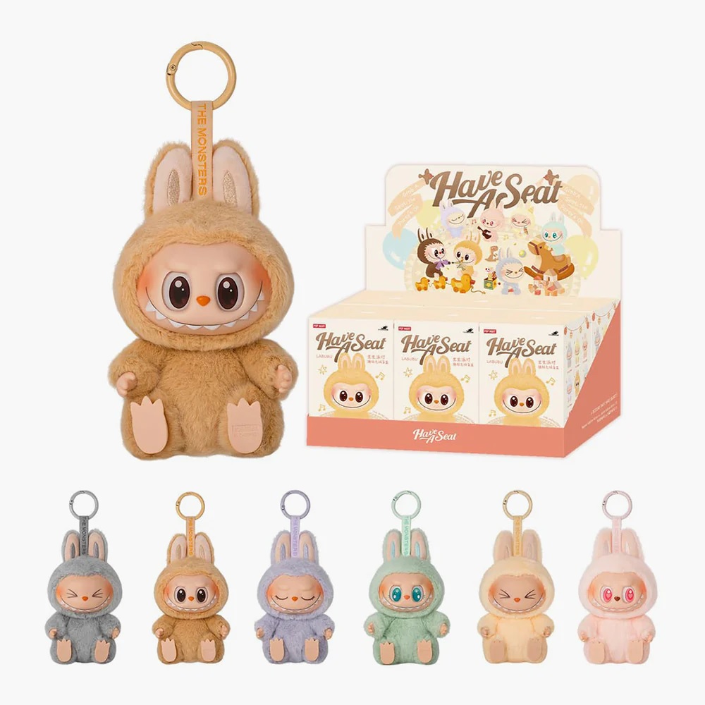 Peluche The Monsters Sentado